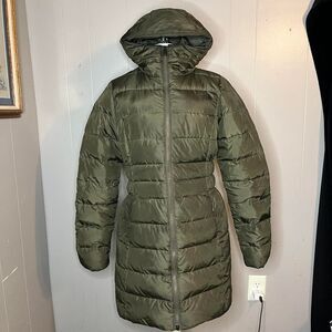 The North Face 550 Women’s Green Puffer Coat Jacket ( Small )